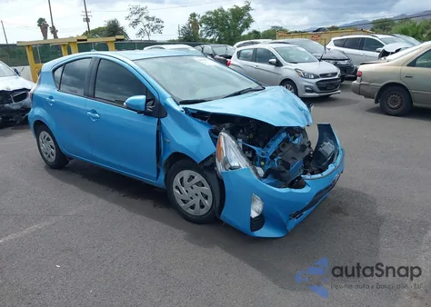 2016 Toyota Prius C Four/One/Persona Series/Three/Two из США, поврежденный, VIN JTDKDTB32G1133482
